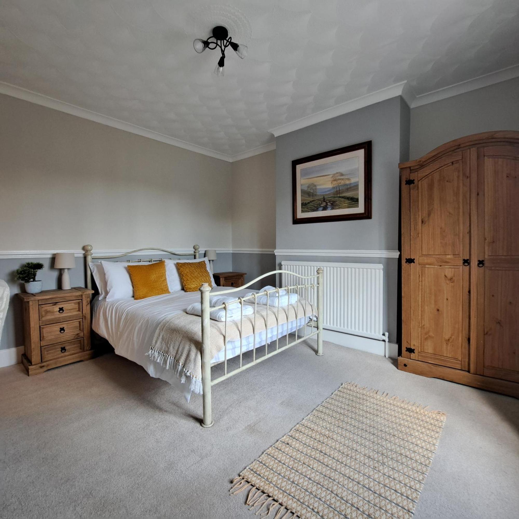 Generous 3 Bed In The Heart Of The Village Huntingdon Exterior foto